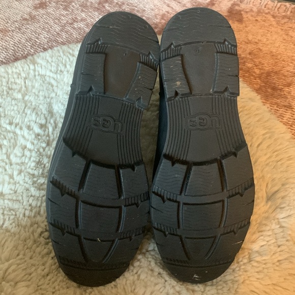 EUC UGG Droplet Rain Boot - Picture 5 of 5